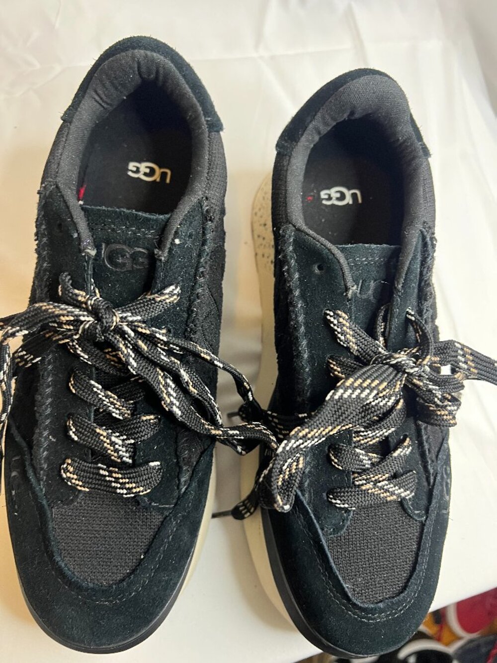 UGG Marin Lace Logo Sneacker Size 9 US